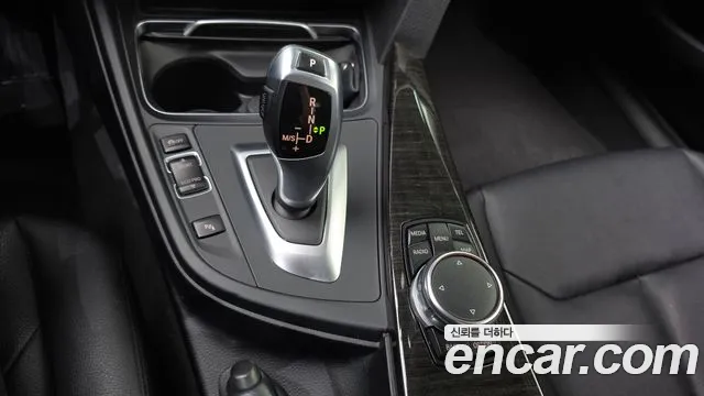 BMW Gran Turismo 2016 thumb 9