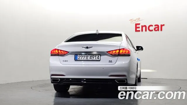 Genesis G80 2017 thumb 4
