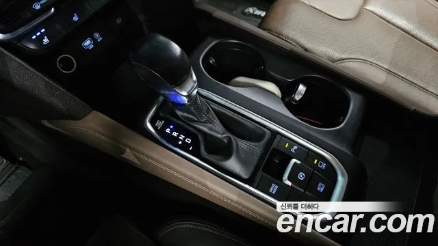 Hyundai Santa Fe 2020 thumb 8