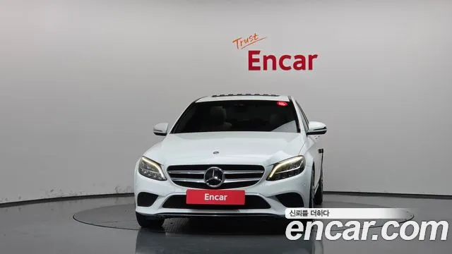 Mercedes-Benz C-Класс 2018 thumb 3