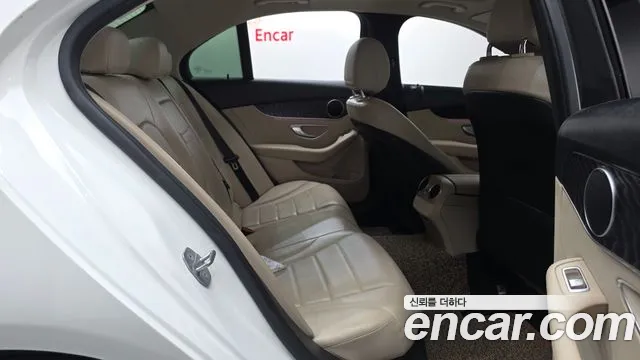 Mercedes-Benz C-Класс 2018 thumb 11