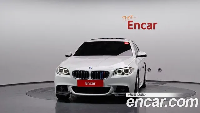 BMW 5-Series 2016 thumb 3