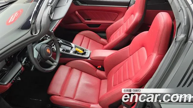 Porsche 911 2024 thumb 7