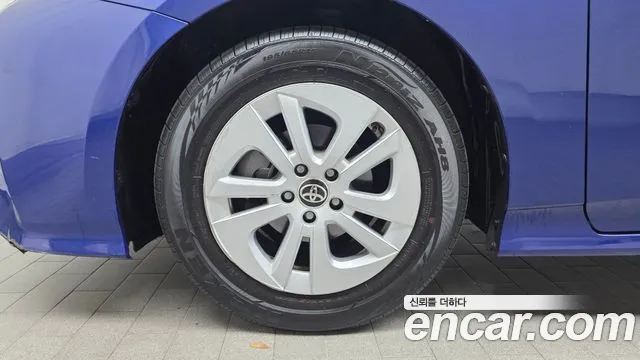 Toyota Prius 2018 thumb 5