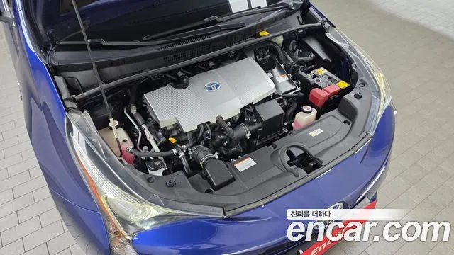 Toyota Prius 2018 thumb 6