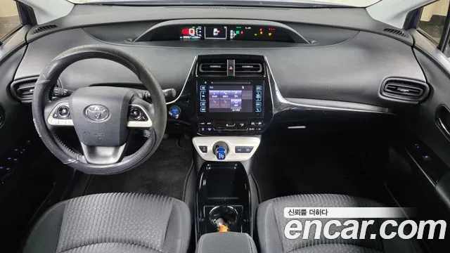 Toyota Prius 2018 thumb 7