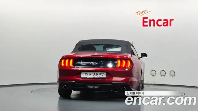 Ford Mustang Mach-E 2018 thumb 4
