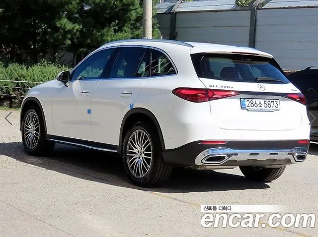 Mercedes-Benz GLC 2026 thumb 3