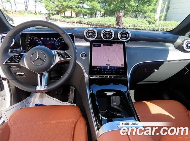 Mercedes-Benz GLC 2026 thumb 7