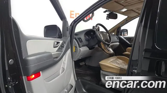 Hyundai Starex 2020 thumb 10