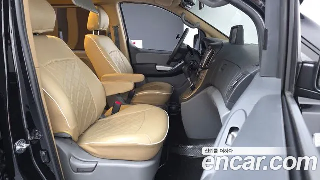 Hyundai Starex 2020 thumb 11