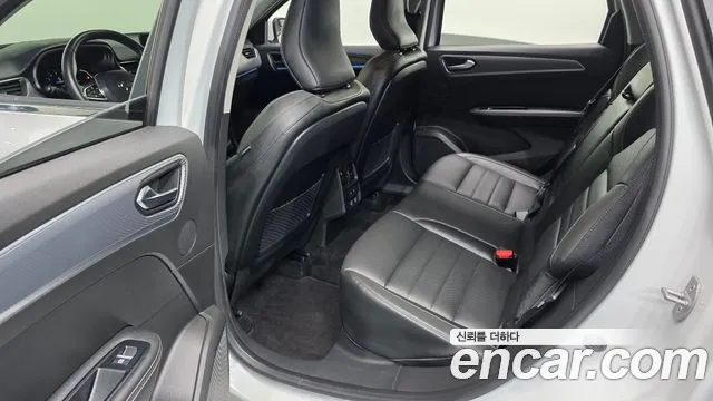 Renault-KoreaSamsung Arkana 2022 thumb 11