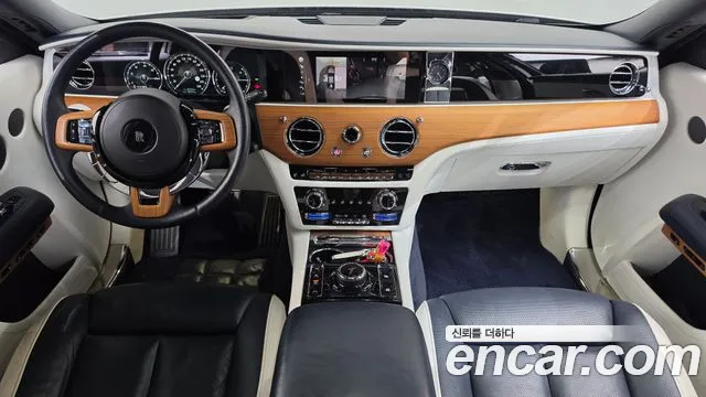 Rolls-Royce Ghost 2021 thumb 7