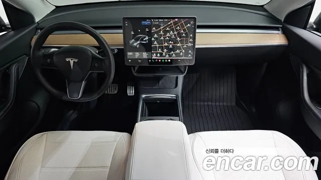 Tesla Model Y 2021 thumb 6