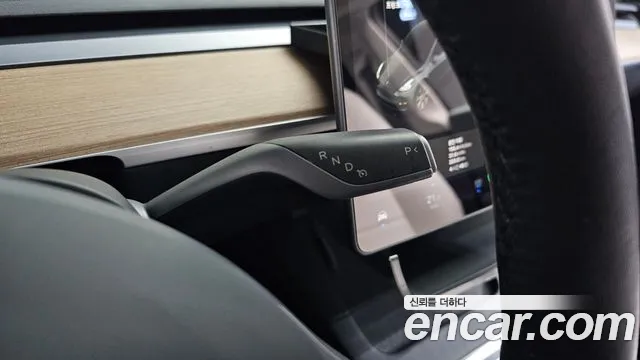 Tesla Model Y 2021 thumb 8