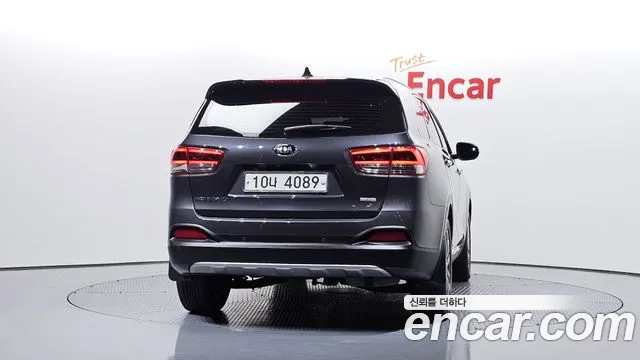 Kia Sorento 2017 thumb 4