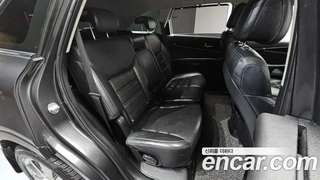 Kia Sorento 2017 thumb 12