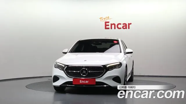 Mercedes-Benz E-Класс 2024 thumb 3