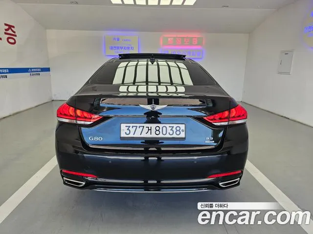 Genesis G80 2017 thumb 4