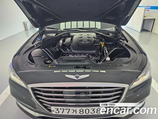 Genesis G80 2017 thumb 6