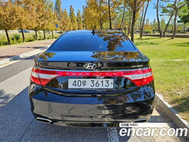 Hyundai Grandeur 2015 thumb 4