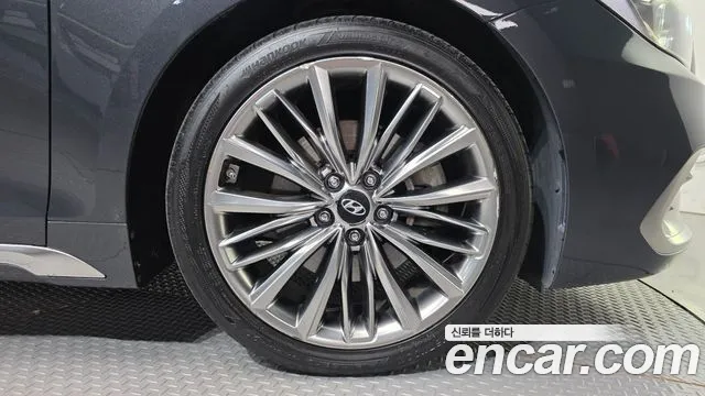 Hyundai Grandeur 2017 thumb 5