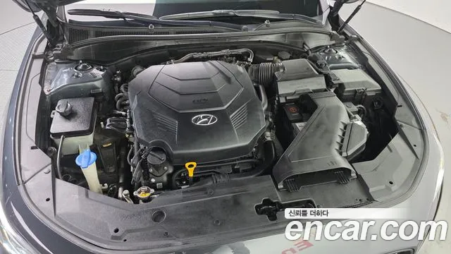 Hyundai Grandeur 2017 thumb 6