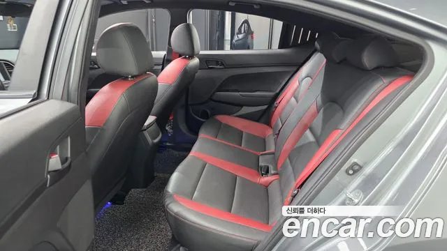 Hyundai Avante 2017 thumb 11