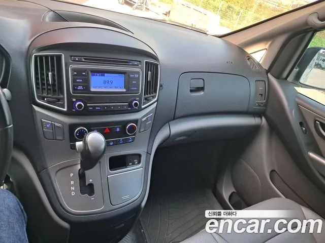 Hyundai Starex 2018 thumb 10