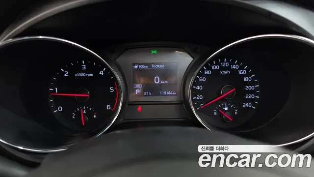Kia Carnival 2018 thumb 8