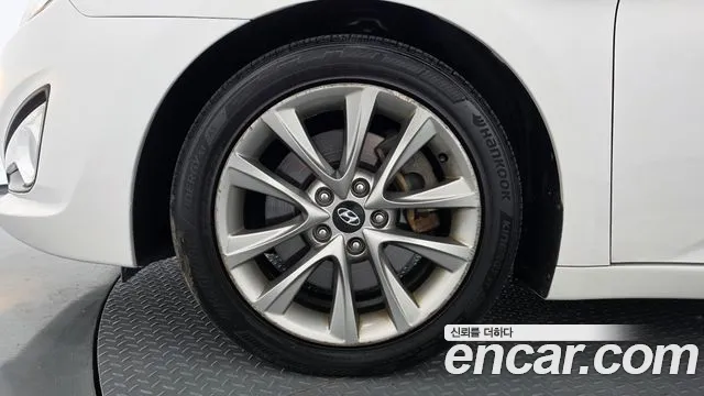 Hyundai i40 2014 thumb 5