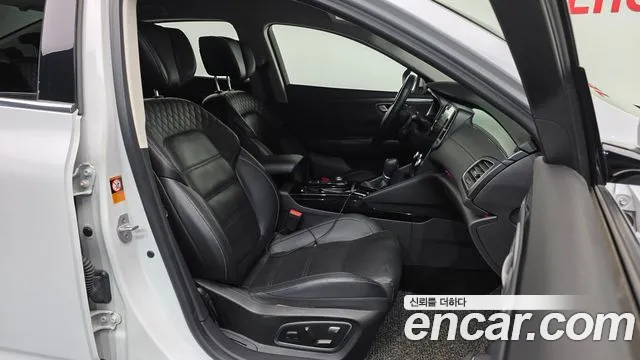 Renault-KoreaSamsung Megane 2016 thumb 11