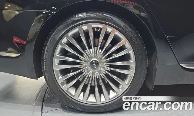 Kia K9 2018 thumb 4