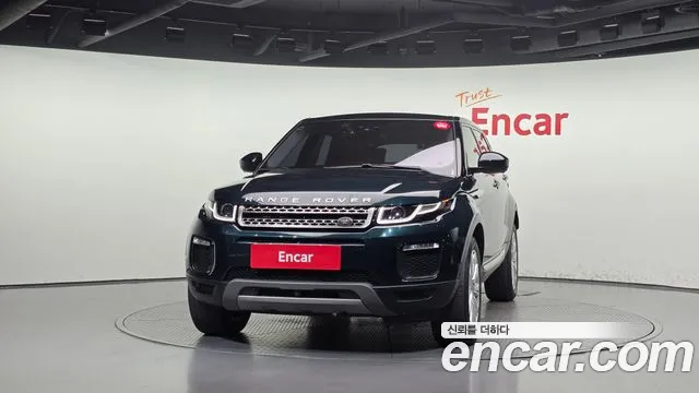 Land Rover Range Rover Evoque 2017 thumb 3