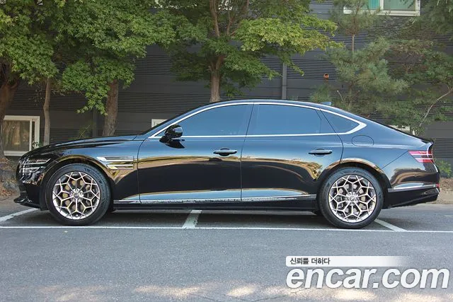 Genesis G80 2022 thumb 8