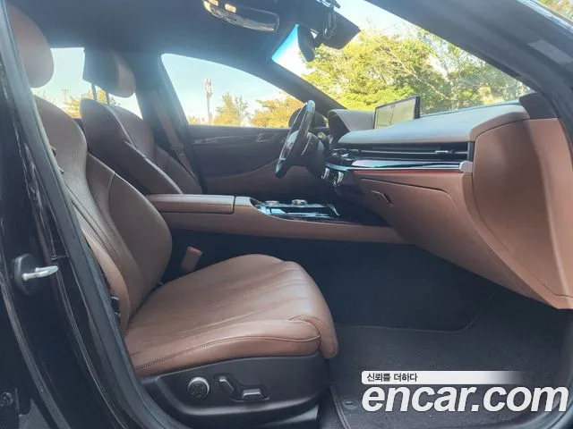 Genesis G80 2022 thumb 10