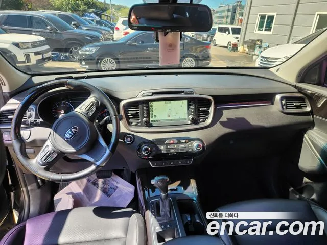 Kia Sorento 2016 thumb 9