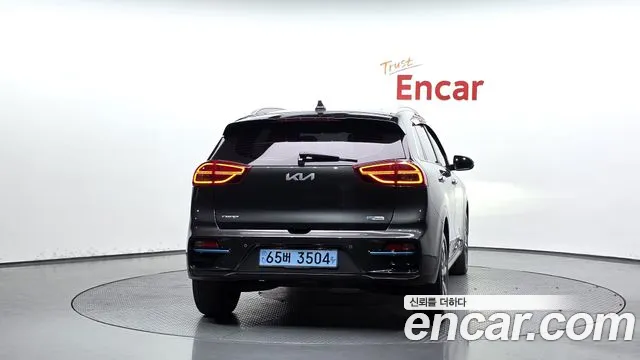Kia Niro 2021 thumb 4