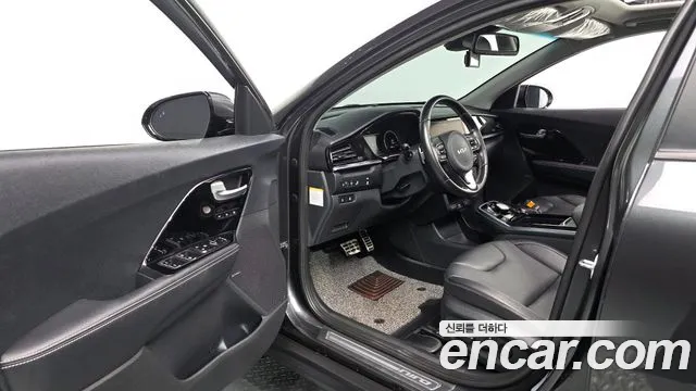 Kia Niro 2021 thumb 10