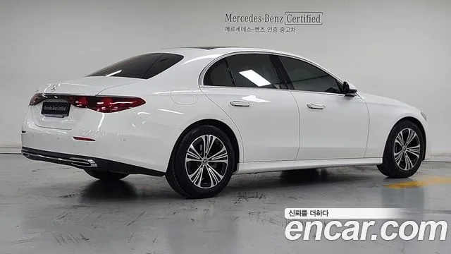 Mercedes-Benz E-Класс 2025 thumb 2