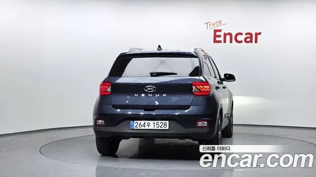 Hyundai Venue 2021 thumb 4