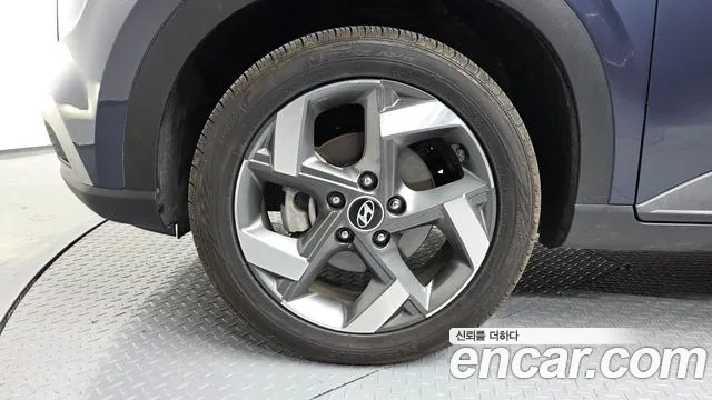 Hyundai Venue 2021 thumb 5