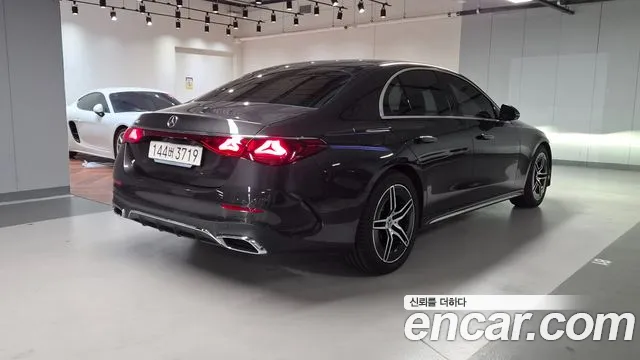 Mercedes-Benz E-Класс 2025 thumb 4