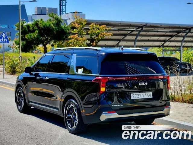 Kia Carnival 2025 thumb 5