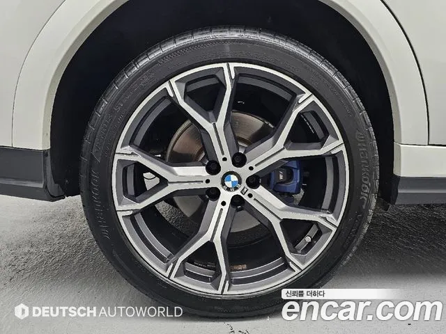 BMW X6 2022 thumb 5