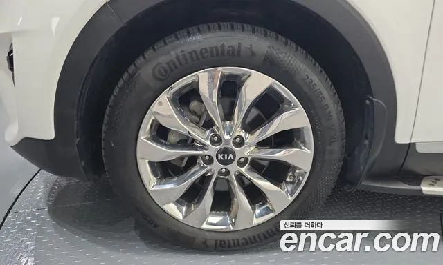 Kia Sorento 2019 thumb 4