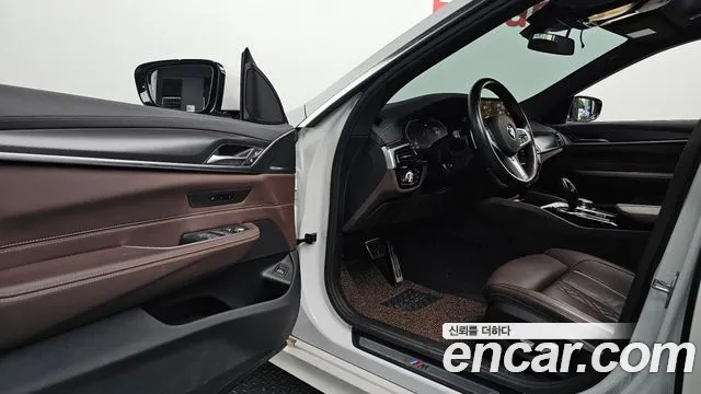 BMW Gran Turismo 2023 thumb 10