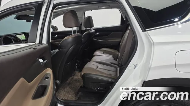 Hyundai Santa Fe 2022 thumb 11