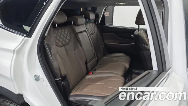 Hyundai Santa Fe 2022 thumb 12
