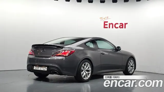 Hyundai Genesis 2012 thumb 2